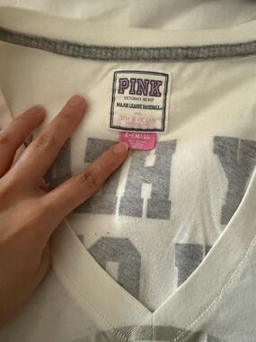 PINK Victoria's Secret White Short Sleeve Tee with Gray Print